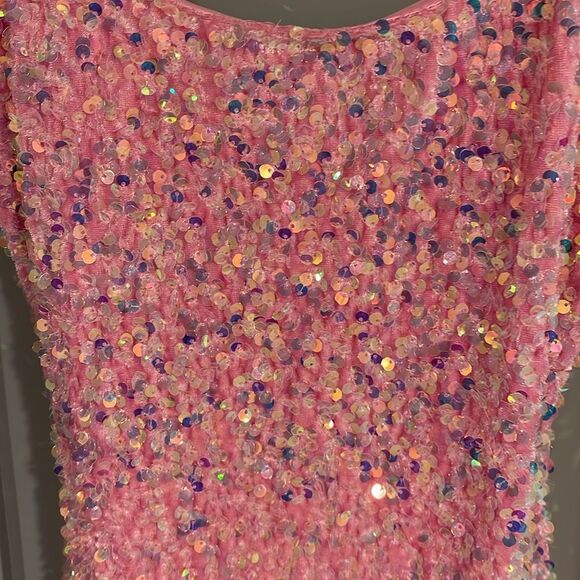 Iridescent Sequin Bodycon Dress in Pink- size xs - Picture 3 of 5